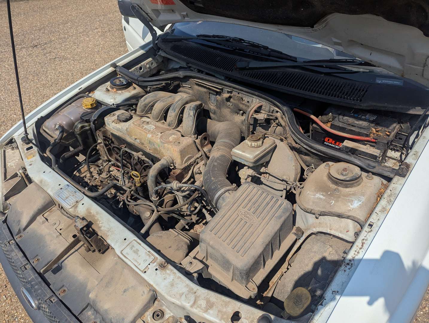 <p>2002 FORD ESCORT VAN 75D</p>