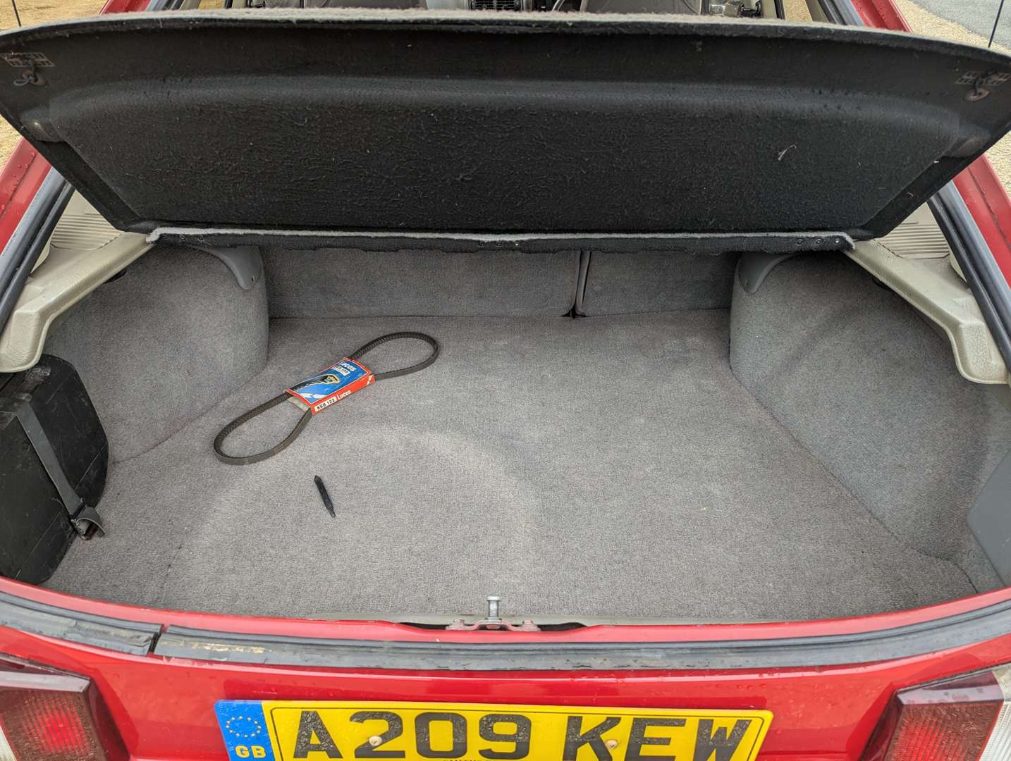 <p>1983 FORD SIERRA XR4I</p>