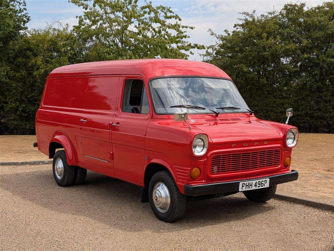 <p>1976 FORD TRANSIT MK1 LWB LHD</p>