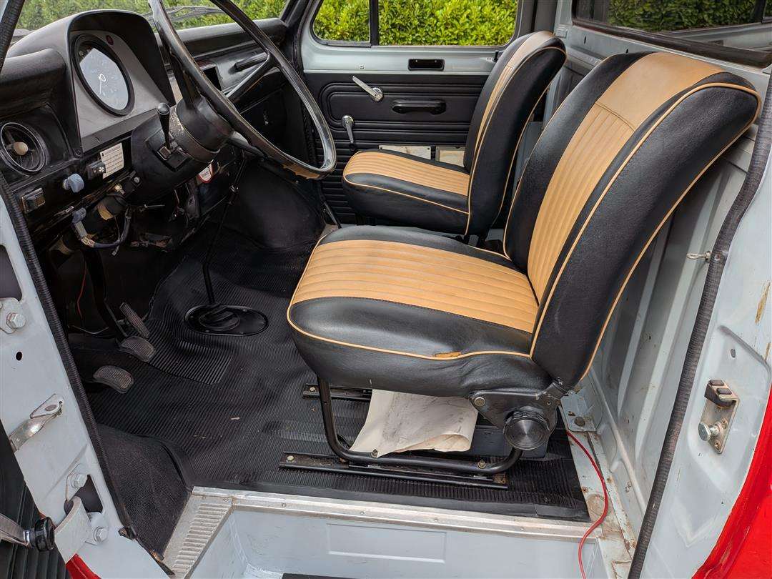 <p>1976 FORD TRANSIT MK1 LWB LHD</p>