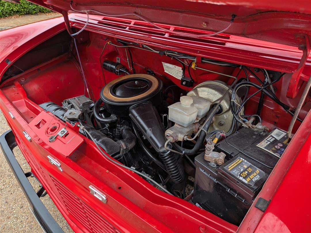 <p>1976 FORD TRANSIT MK1 LWB LHD</p>