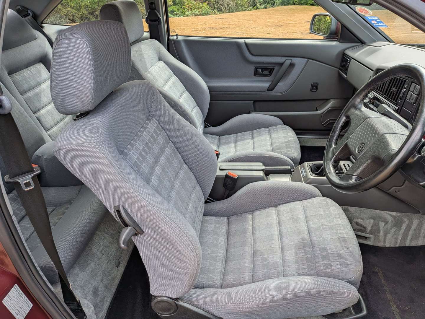<p>1992 VW CORRADO G60</p>