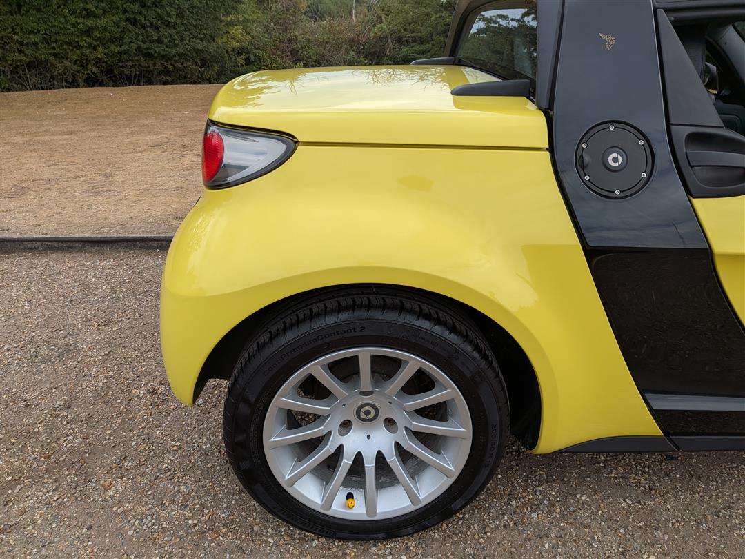 <p>2005 SMART ROADSTER 80 AUTO</p>