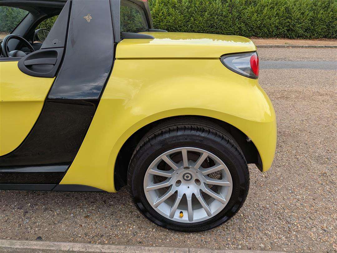 <p>2005 SMART ROADSTER 80 AUTO</p>