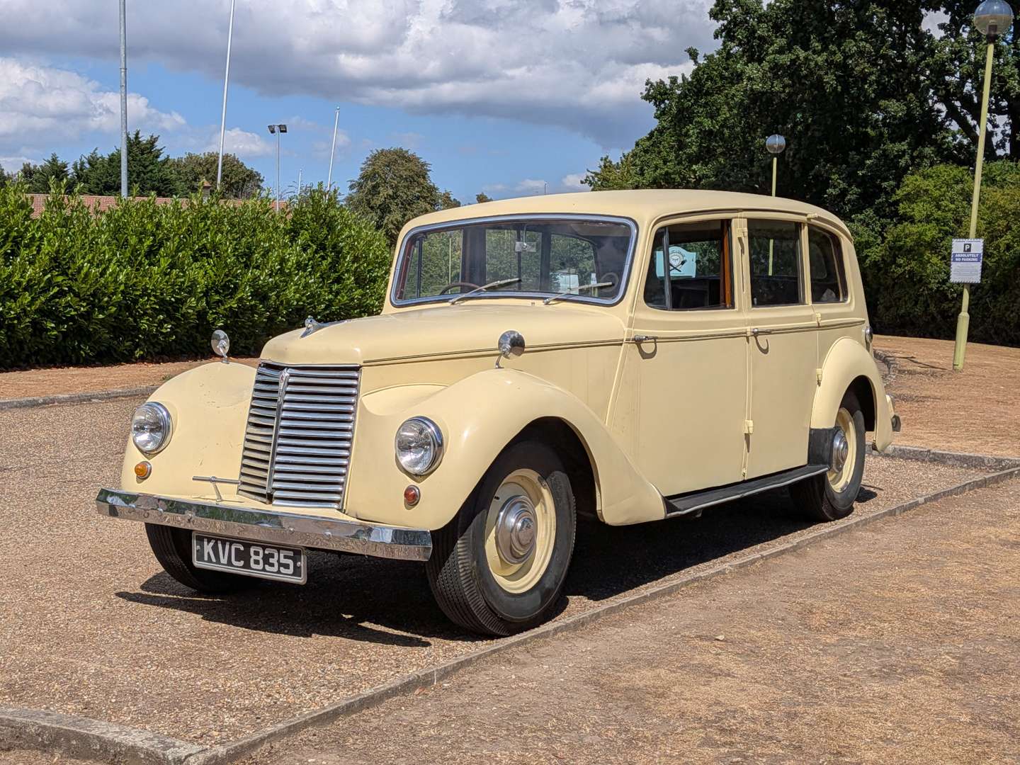 <p>1951 ARMSTRONG SIDDELEY WHITLEY LIMOUSINE</p>