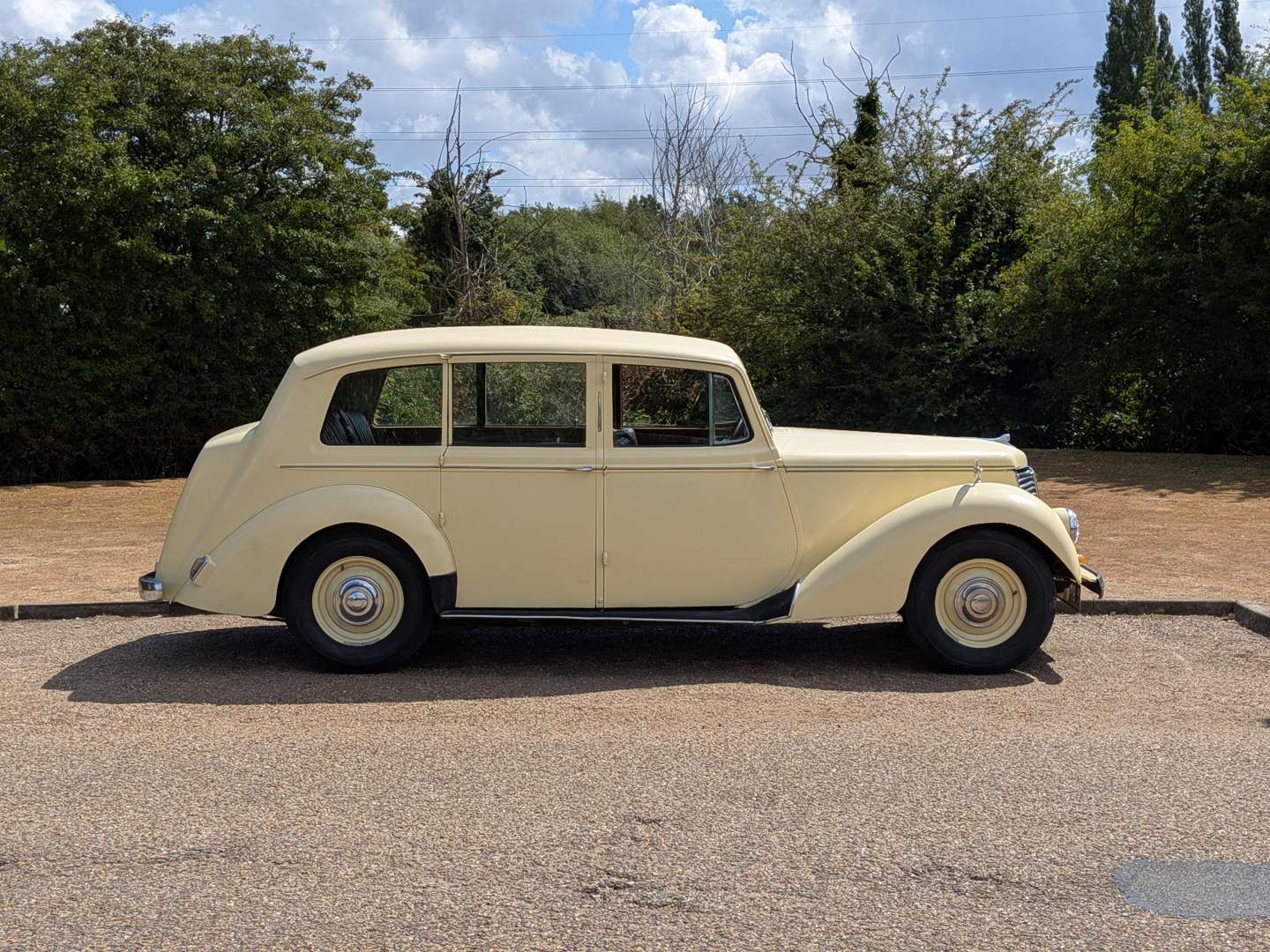 <p>1951 ARMSTRONG SIDDELEY WHITLEY LIMOUSINE</p>