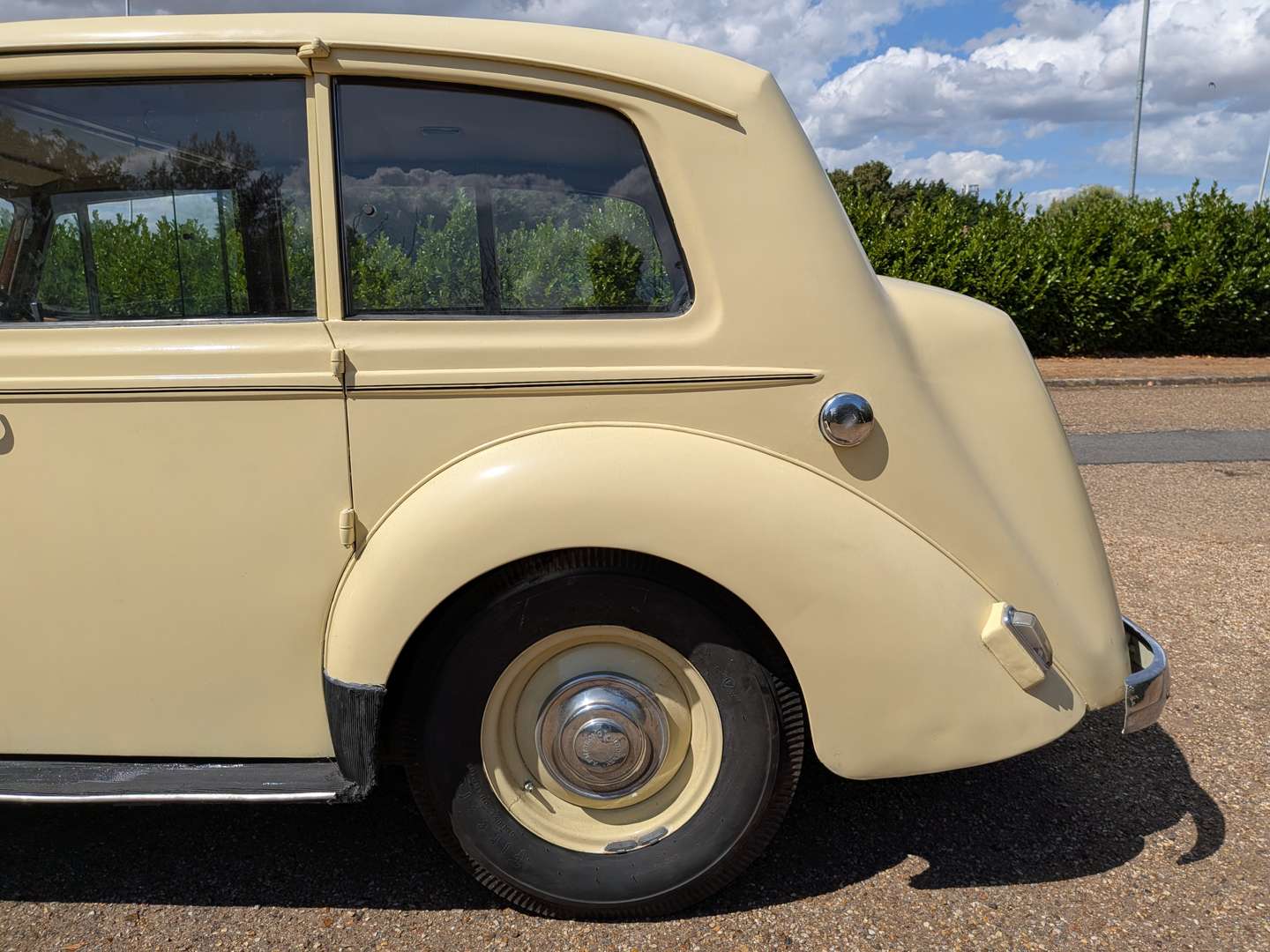<p>1951 ARMSTRONG SIDDELEY WHITLEY LIMOUSINE</p>