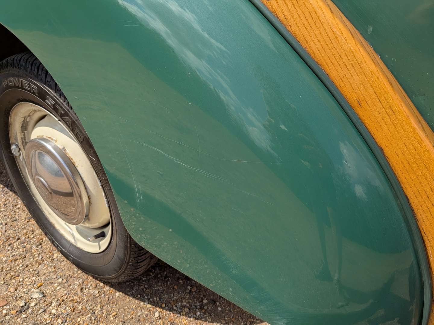 <p>1967 MORRIS MINOR TRAVELLER</p>