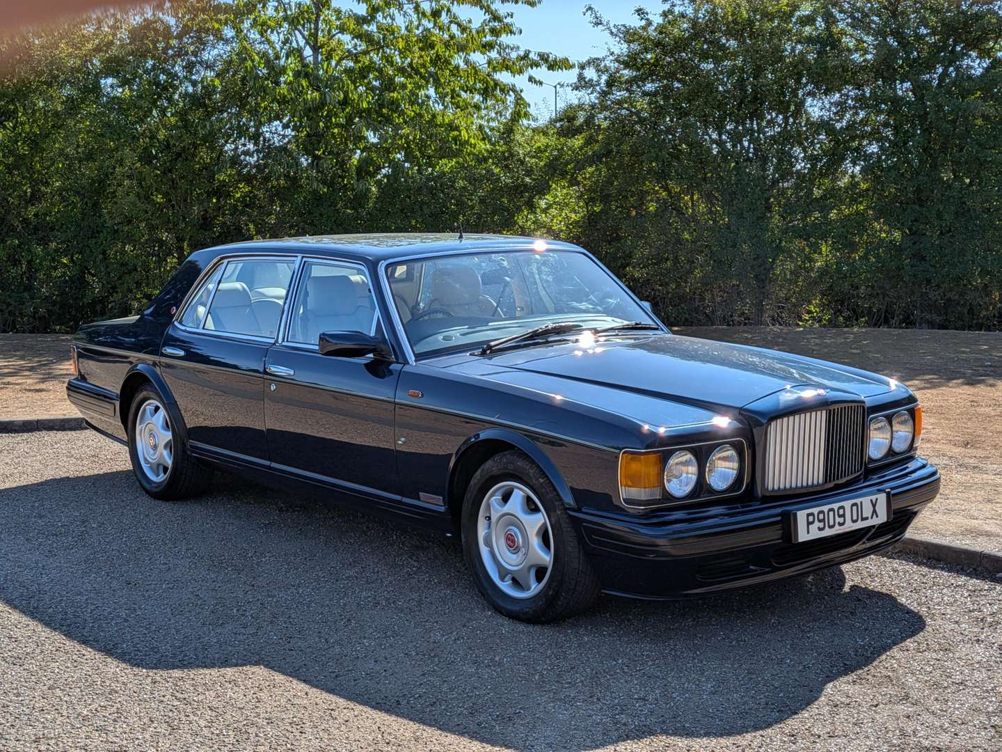 <p>1997 BENTLEY TURBO R LWB</p>