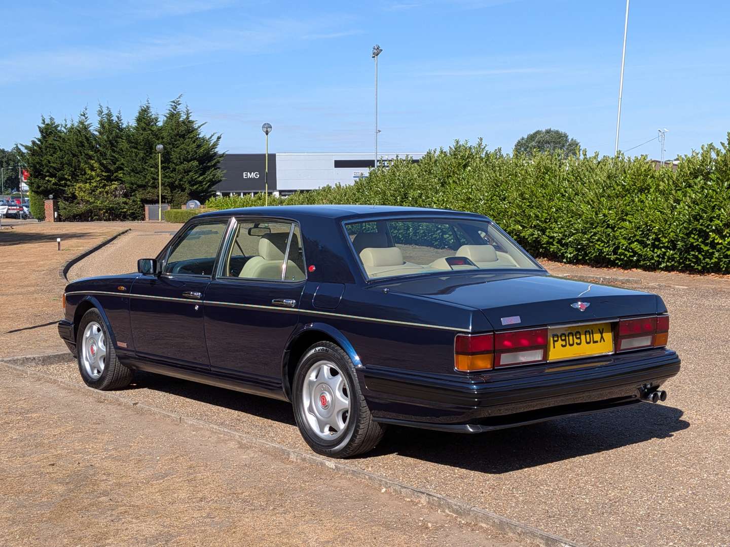 <p>1997 BENTLEY TURBO R LWB</p>