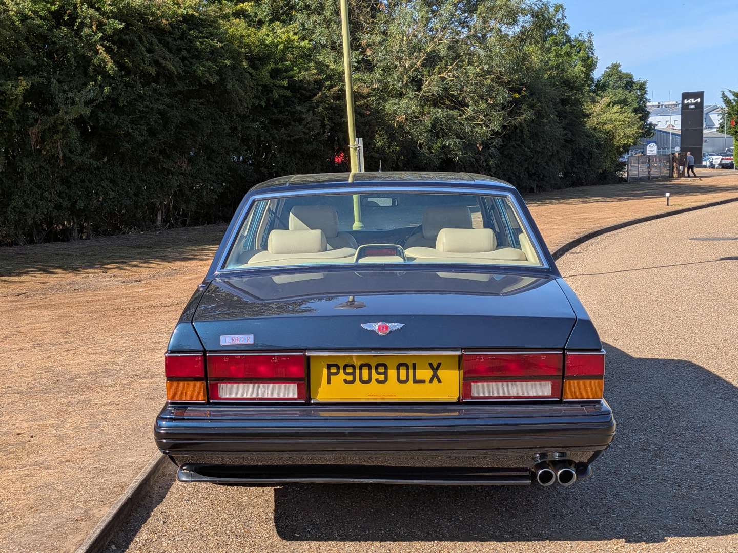 <p>1997 BENTLEY TURBO R LWB</p>