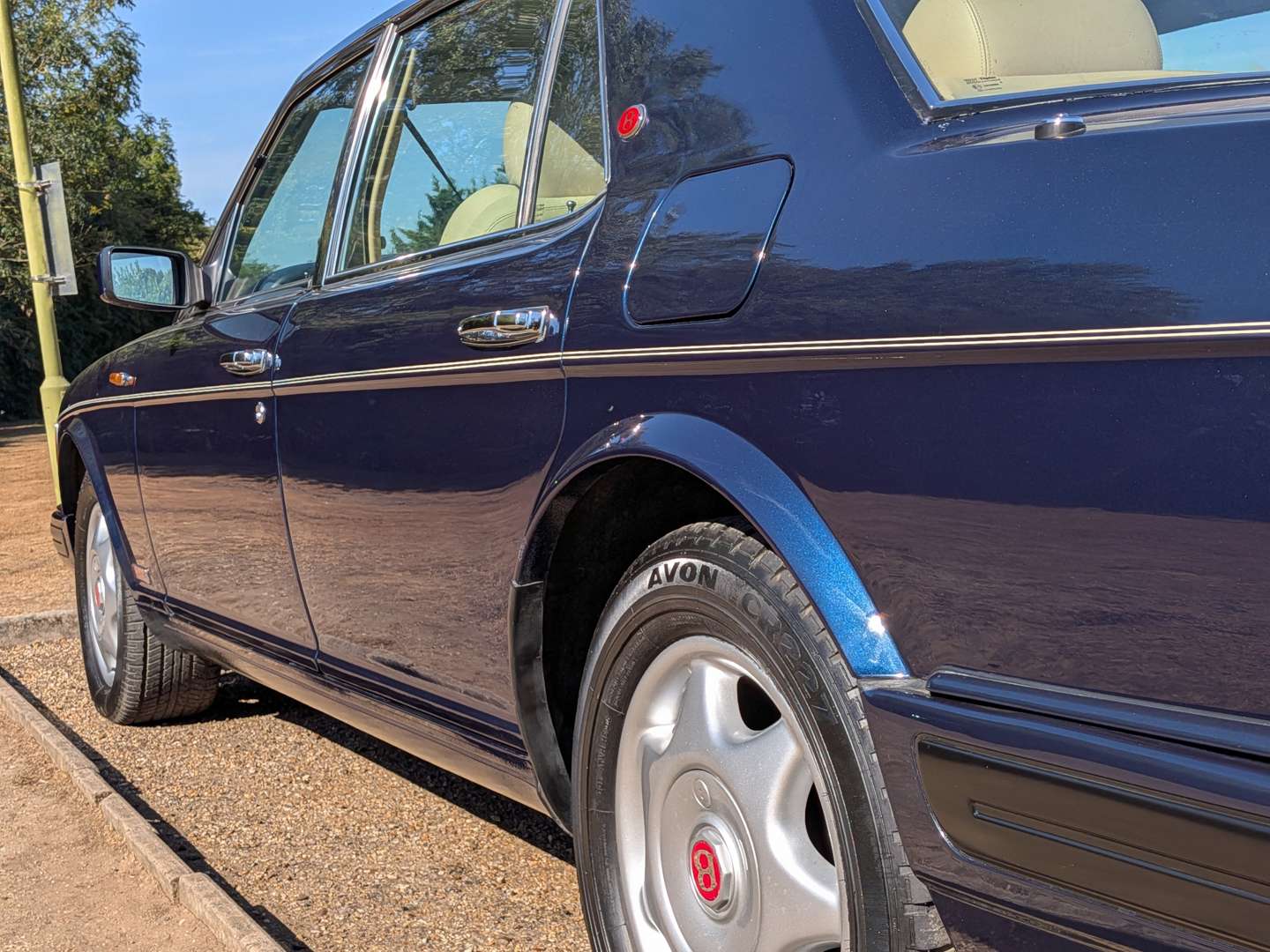 <p>1997 BENTLEY TURBO R LWB</p>