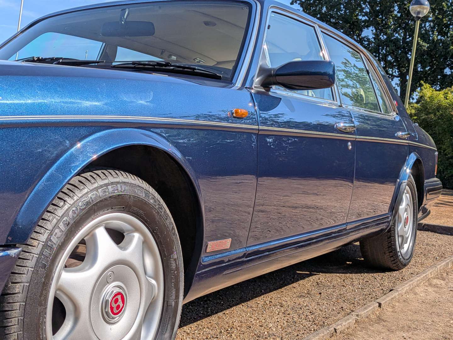 <p>1997 BENTLEY TURBO R LWB</p>