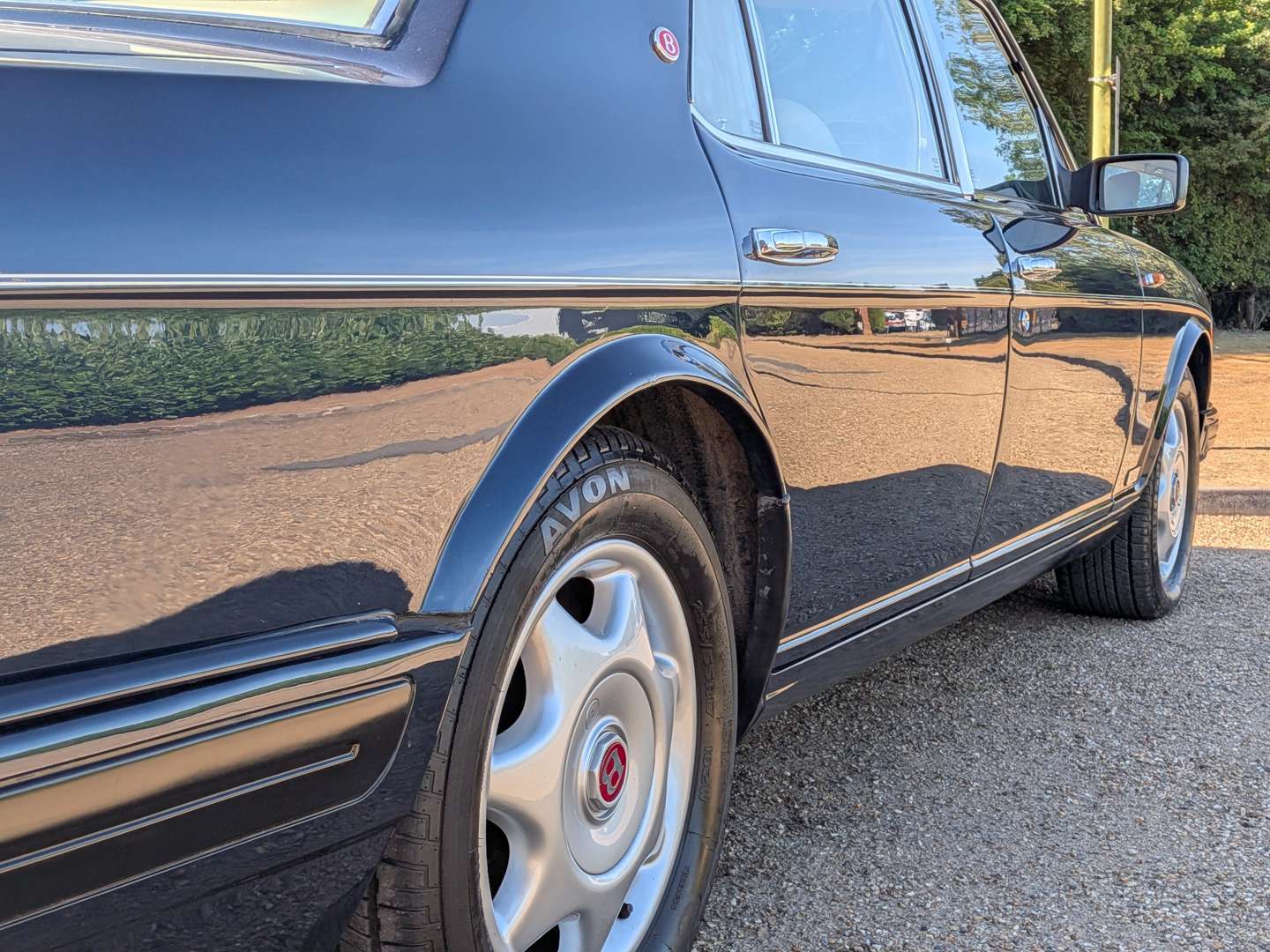<p>1997 BENTLEY TURBO R LWB</p>