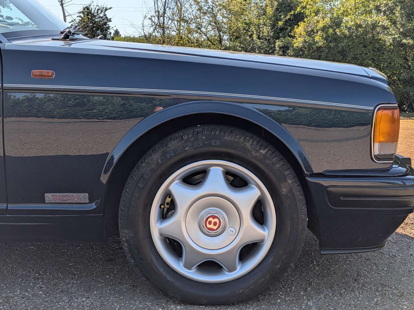 <p>1997 BENTLEY TURBO R LWB</p>