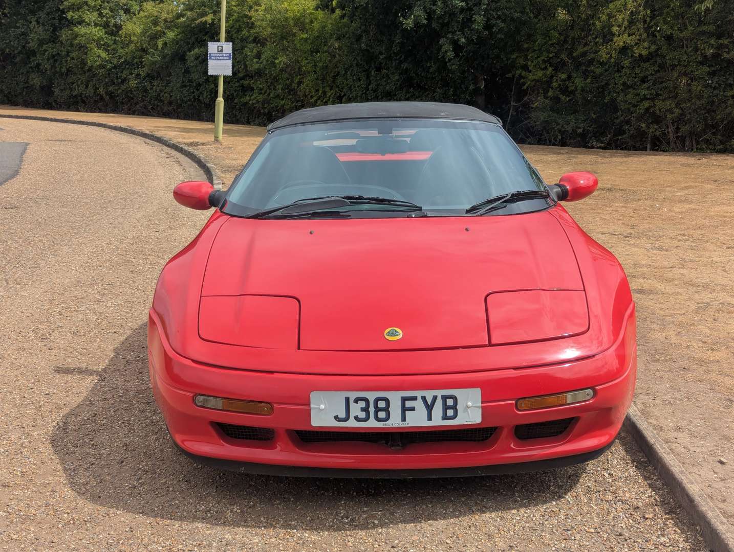 <p>1991 LOTUS ELAN SE TURBO</p>
