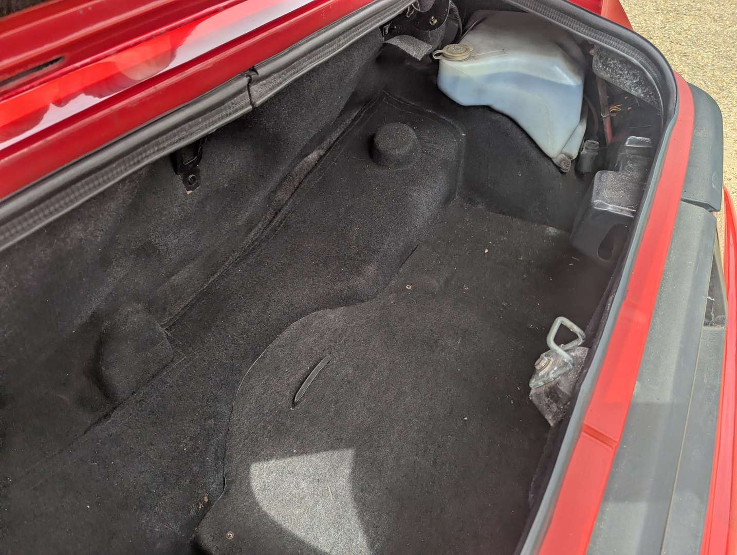 <p>1991 LOTUS ELAN SE TURBO</p>
