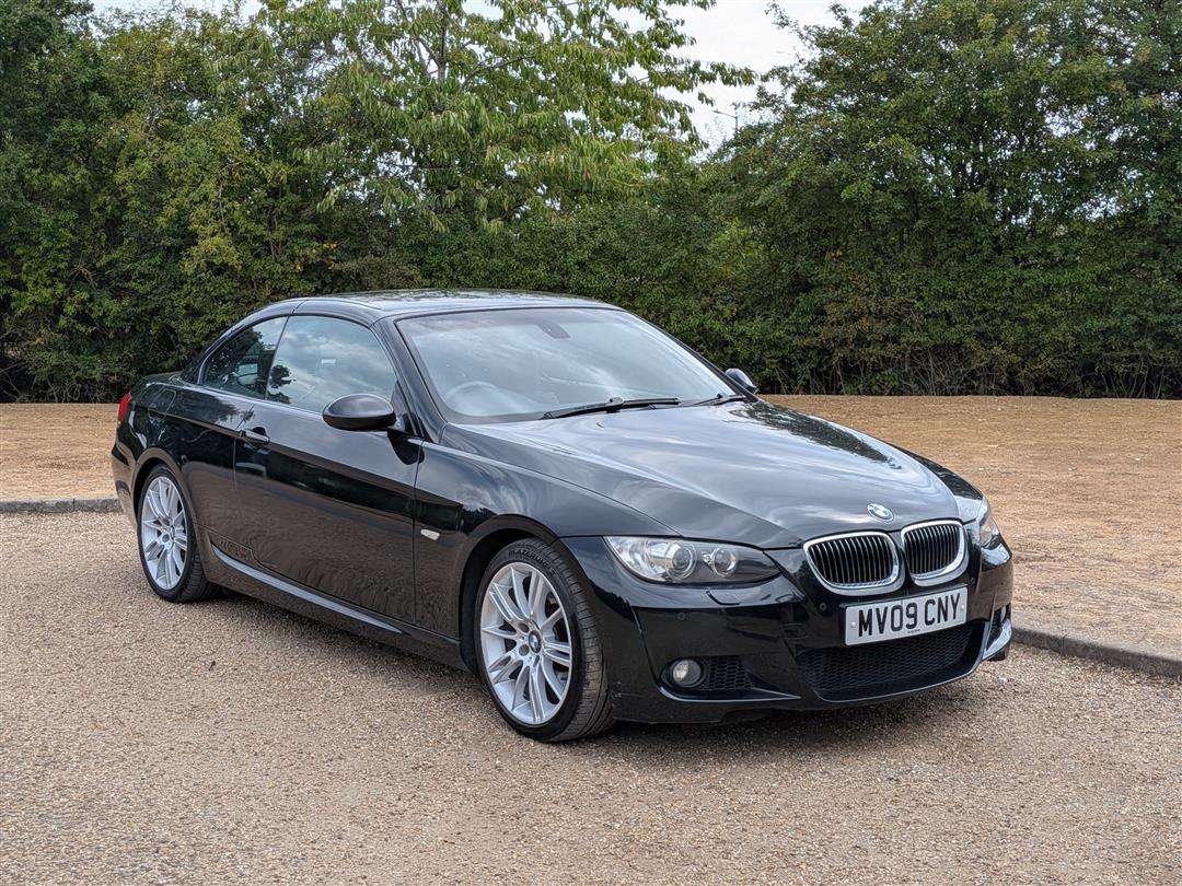 <p>2009 BMW 325I E93 M SPORT</p>