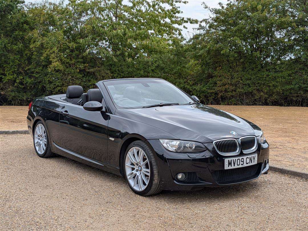 <p>2009 BMW 325I E93 M SPORT</p>