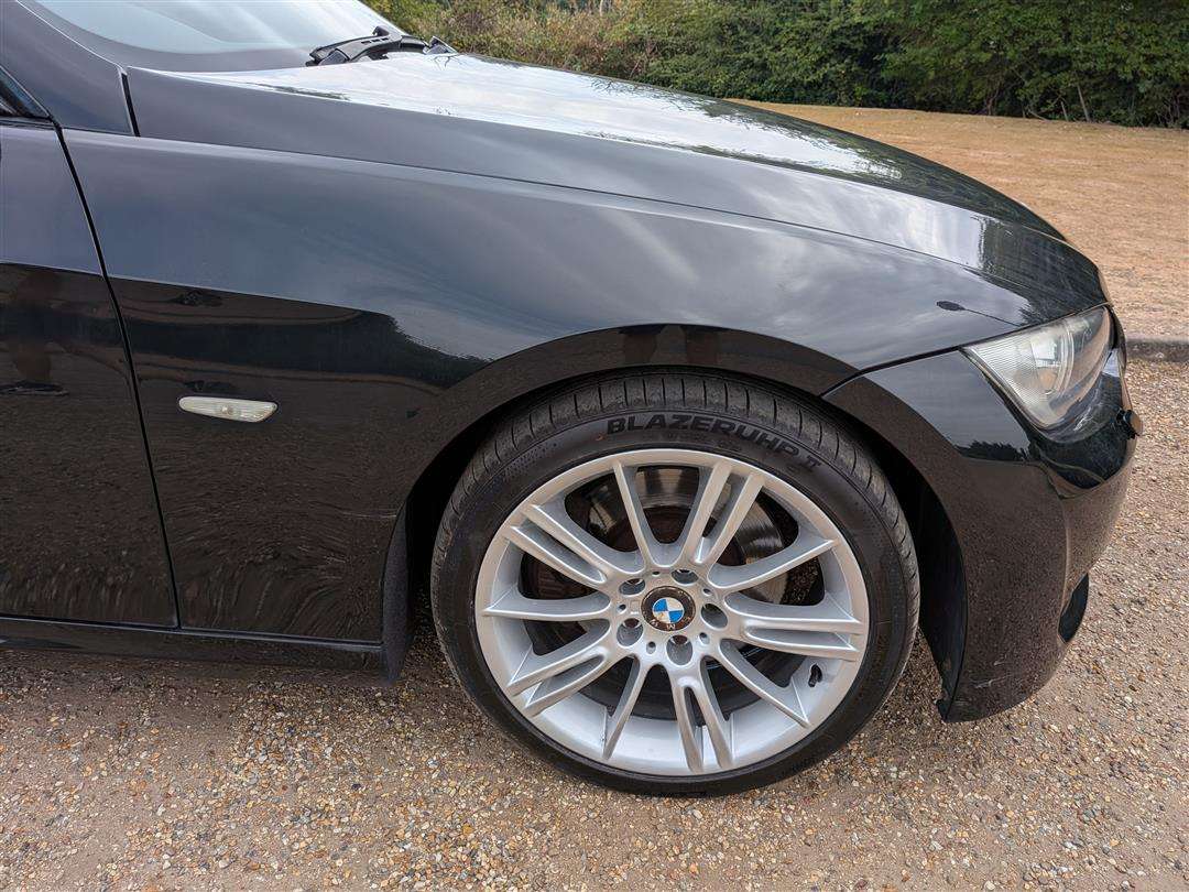 <p>2009 BMW 325I E93 M SPORT</p>