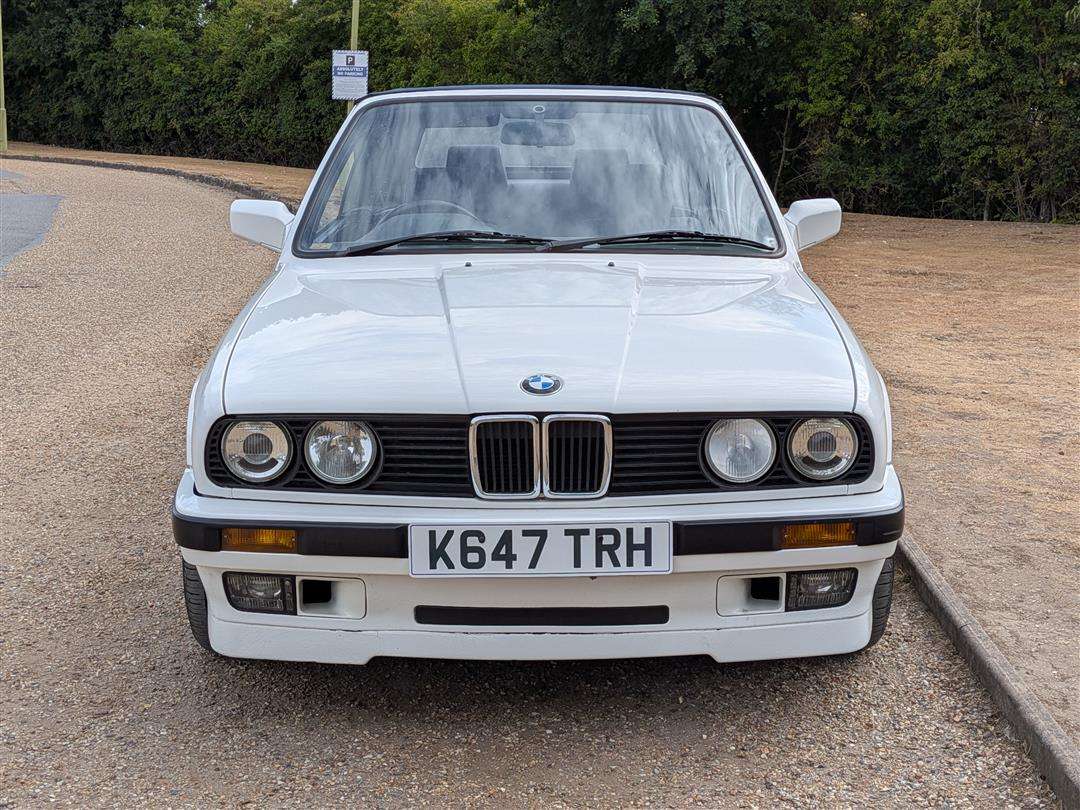 <p>1992 BMW 320I E30 CONVERTIBLE</p>