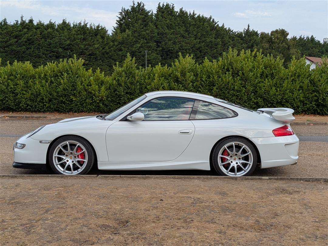 <p>2000 PORSCHE 911 996 CARRERA 4 GT3 EVOCATION</p>