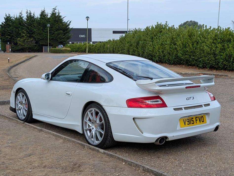 <p>2000 PORSCHE 911 996 CARRERA 4 GT3 EVOCATION</p>
