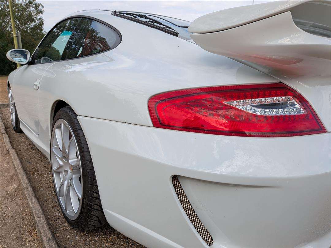 <p>2000 PORSCHE 911 996 CARRERA 4 GT3 EVOCATION</p>