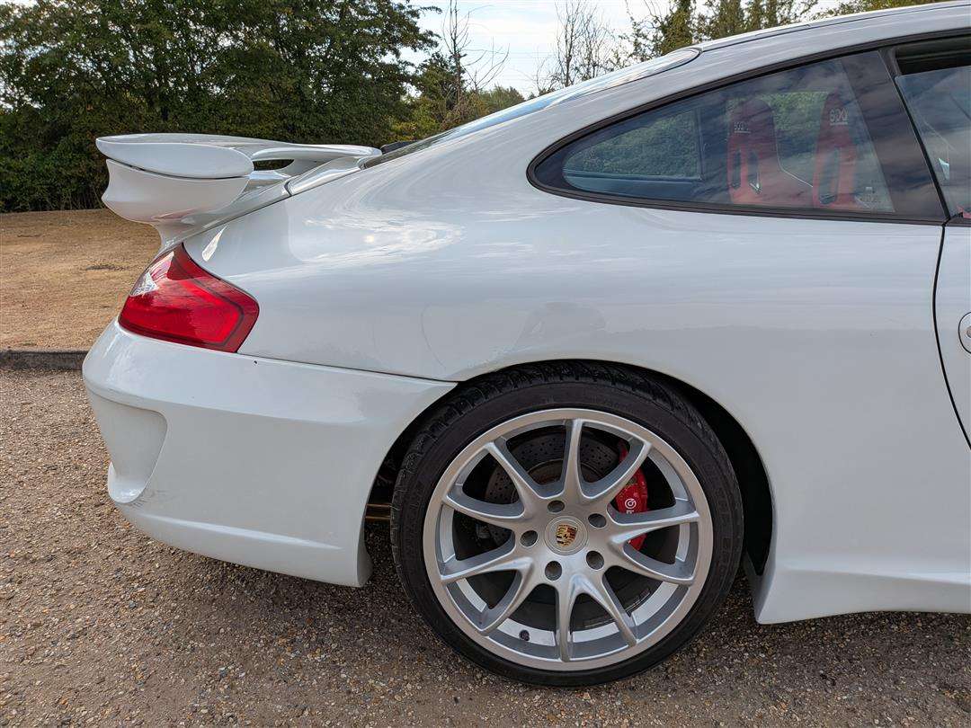 <p>2000 PORSCHE 911 996 CARRERA 4 GT3 EVOCATION</p>