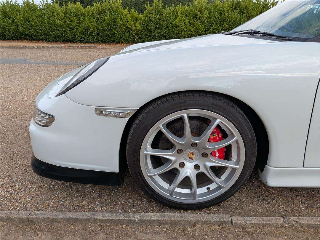 <p>2000 PORSCHE 911 996 CARRERA 4 GT3 EVOCATION</p>