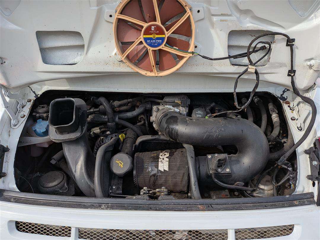 <p>2000 PORSCHE 911 996 CARRERA 4 GT3 EVOCATION</p>