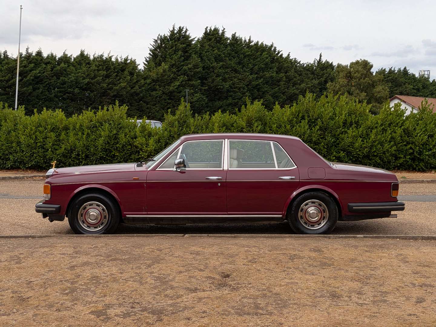 <p>1984 ROLLS ROYCE SILVER SPIRIT</p>