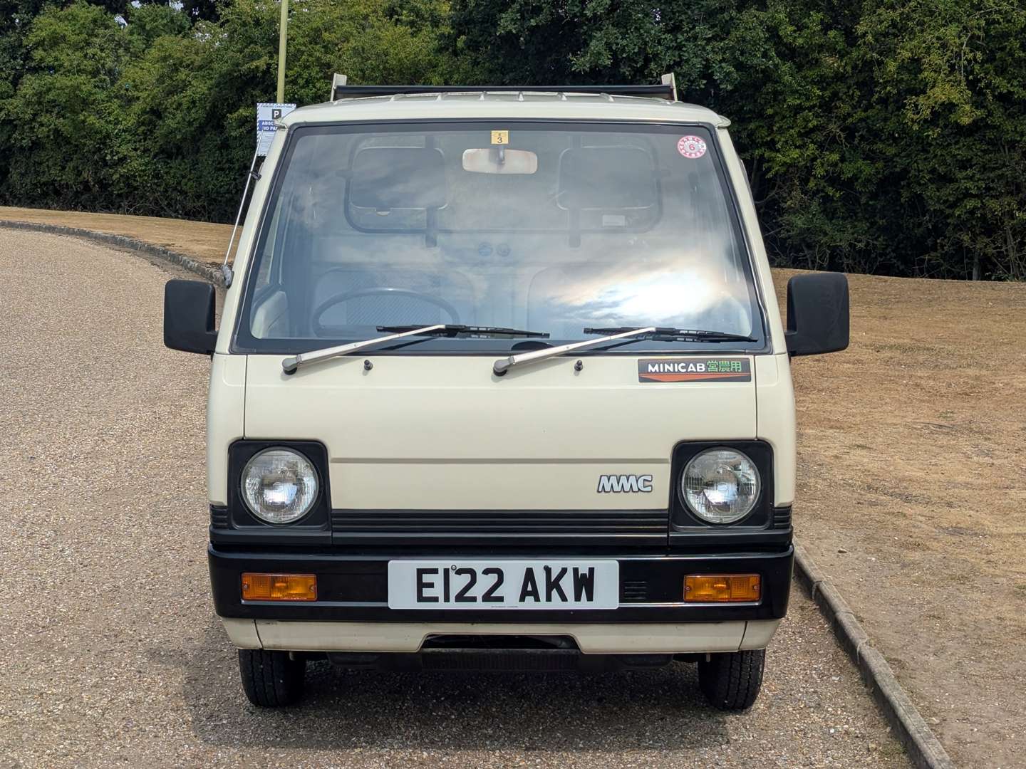 <p>1988 MITSUBISHI MINICAB U14T PICK-UP</p>