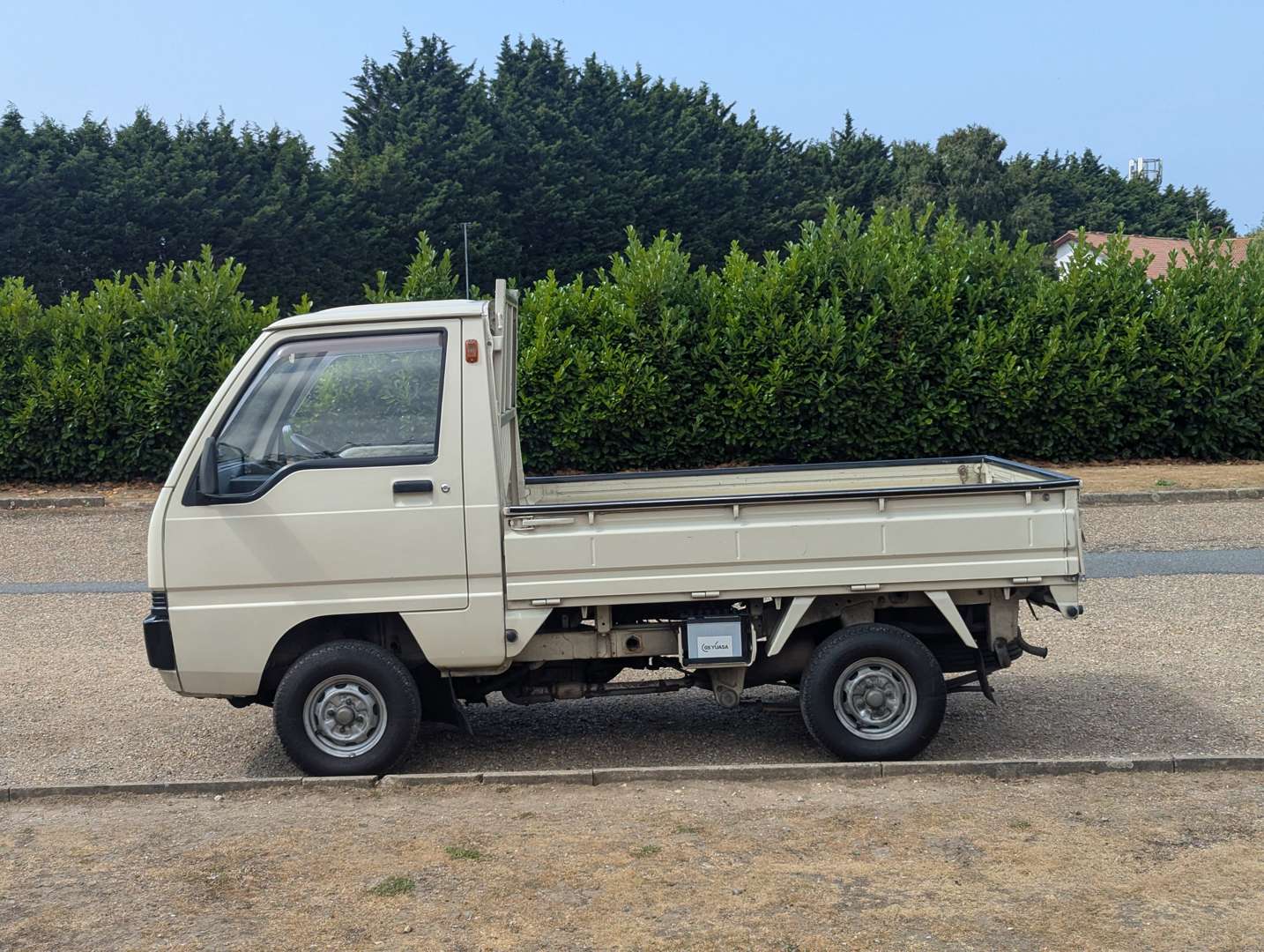 <p>1988 MITSUBISHI MINICAB U14T PICK-UP</p>