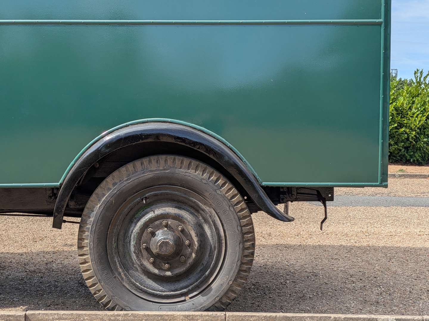<p>1934 BEDFORD VAN</p>