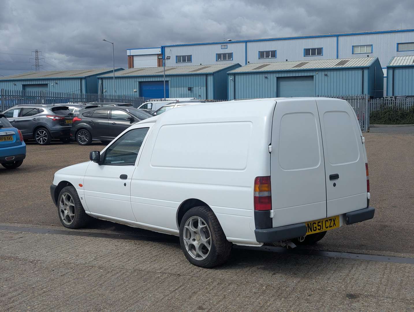 <p>2002 FORD ESCORT 55D VAN</p>