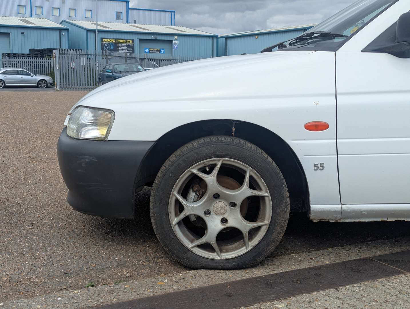 <p>2002 FORD ESCORT 55D VAN</p>