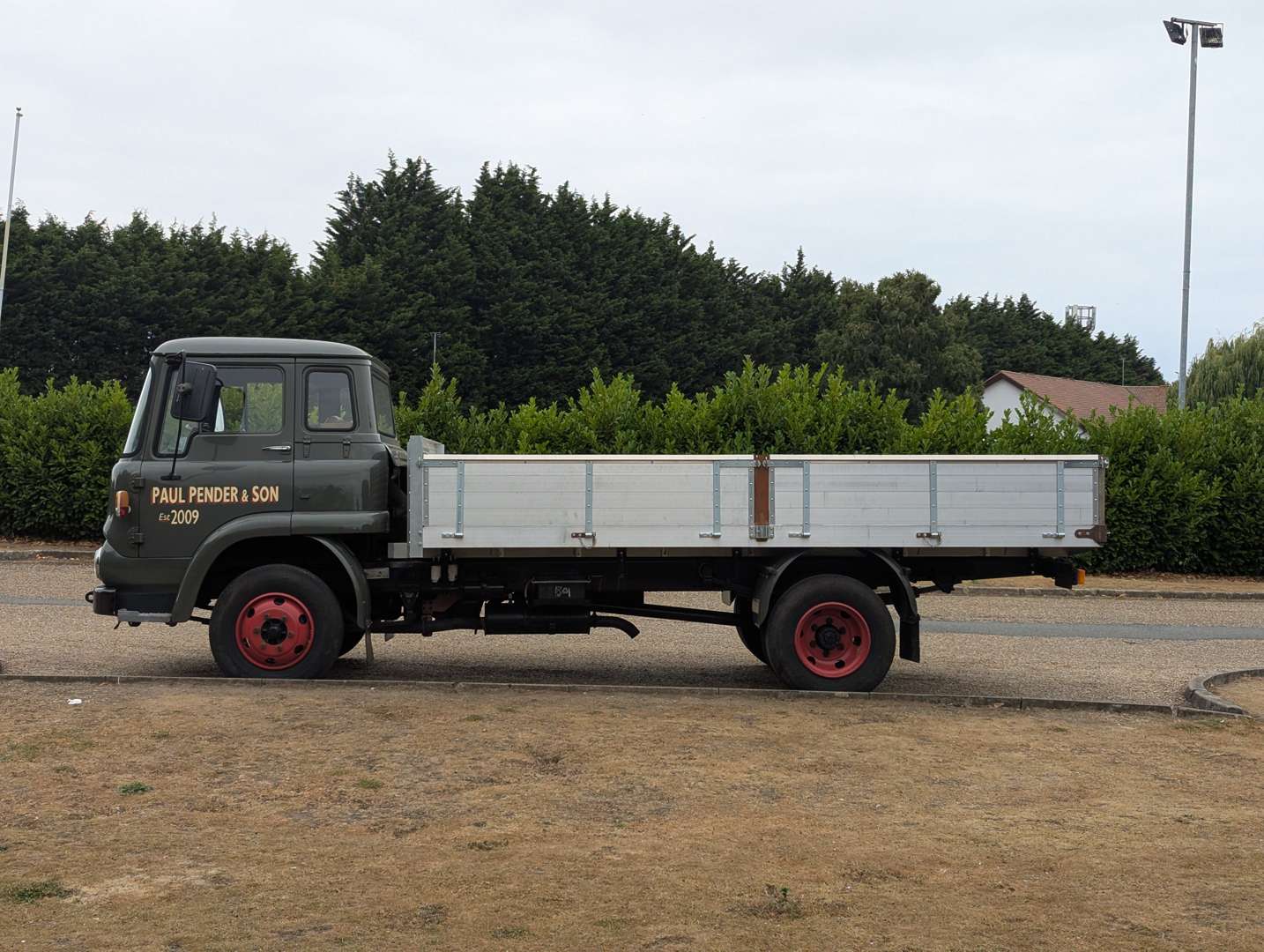 <p>1985 BEDFORD TK DROPSIDE LORRY</p>