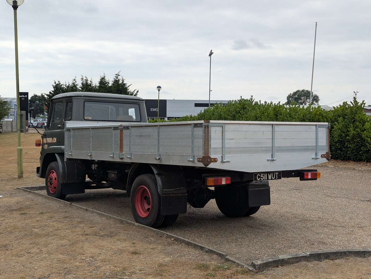 <p>1985 BEDFORD TK DROPSIDE LORRY</p>