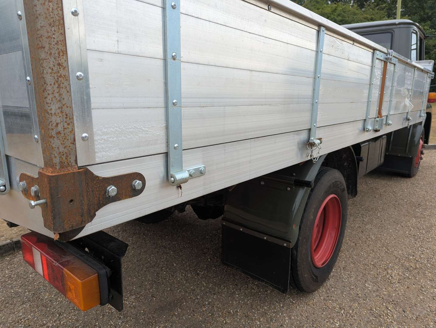 <p>1985 BEDFORD TK DROPSIDE LORRY</p>