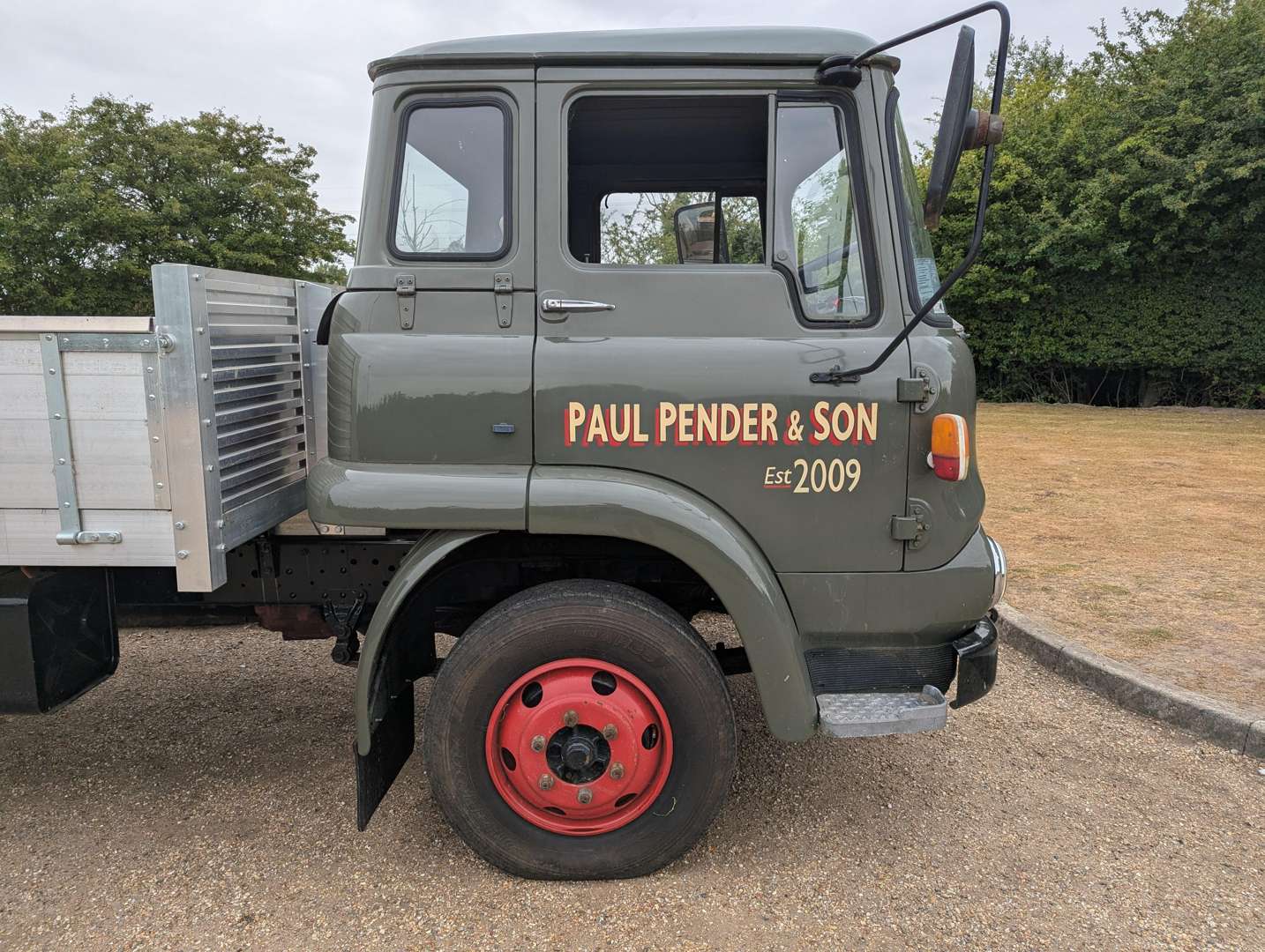 <p>1985 BEDFORD TK DROPSIDE LORRY</p>