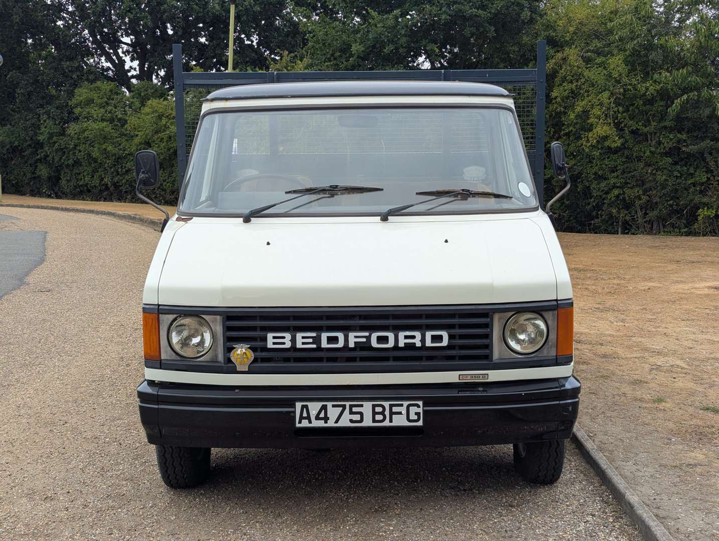 <p>1983 BEDFORD CF 97 K60 DROPSIDE LORRY</p>