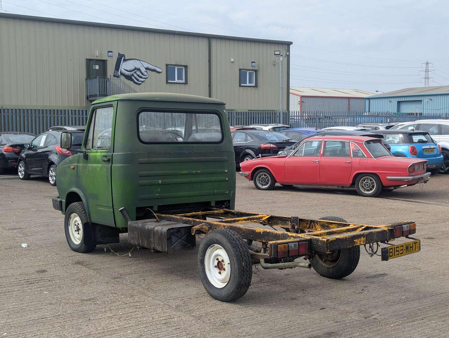 <p>1984 FRIEGHT ROVER SHERPA PICK-UP</p>