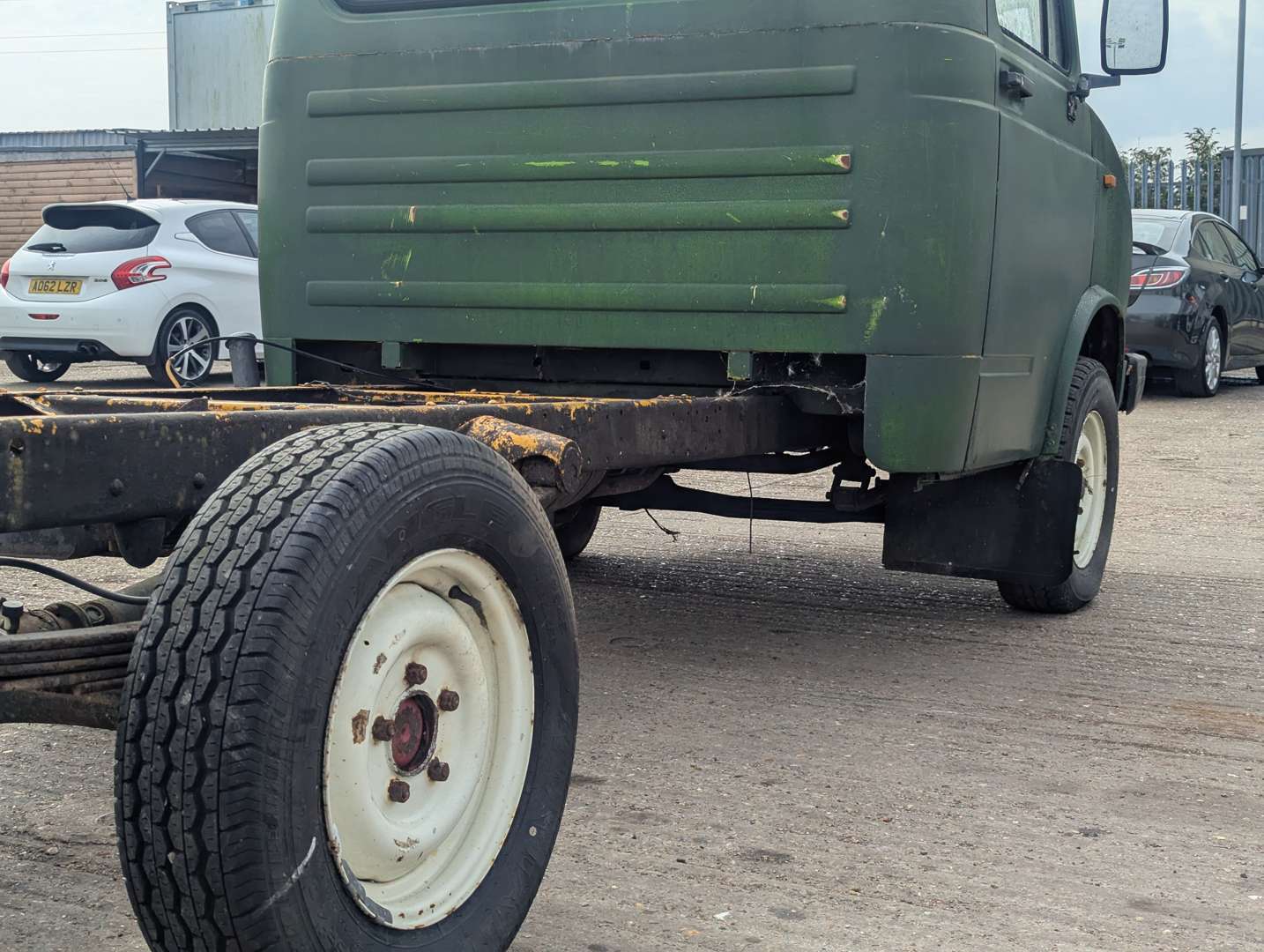<p>1984 FRIEGHT ROVER SHERPA PICK-UP</p>
