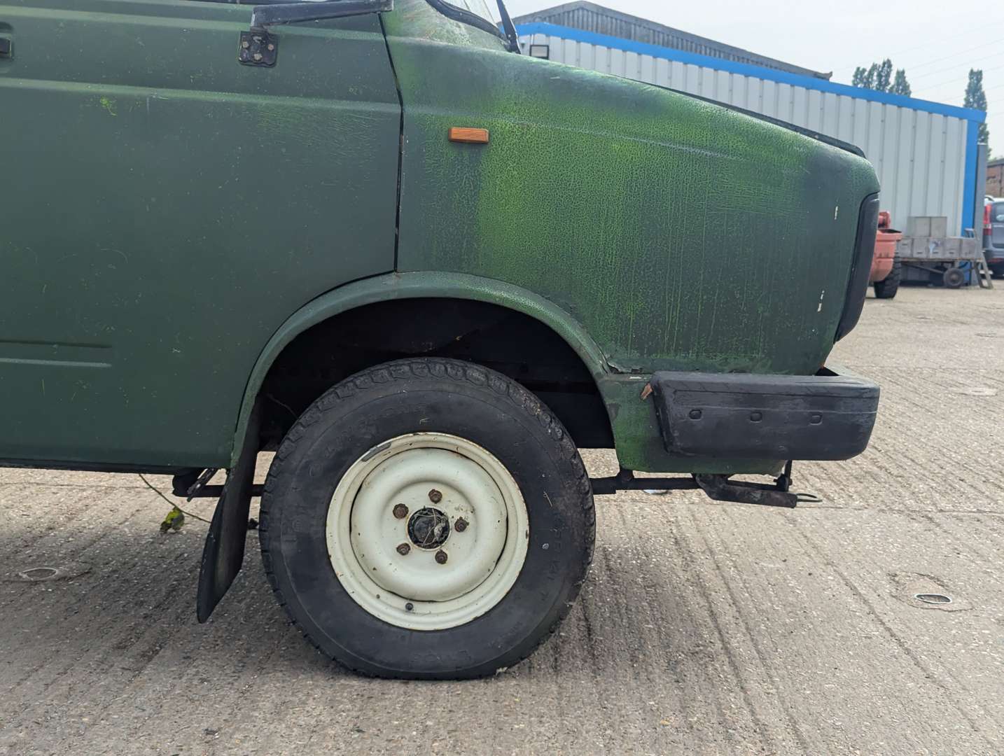 <p>1984 FRIEGHT ROVER SHERPA PICK-UP</p>