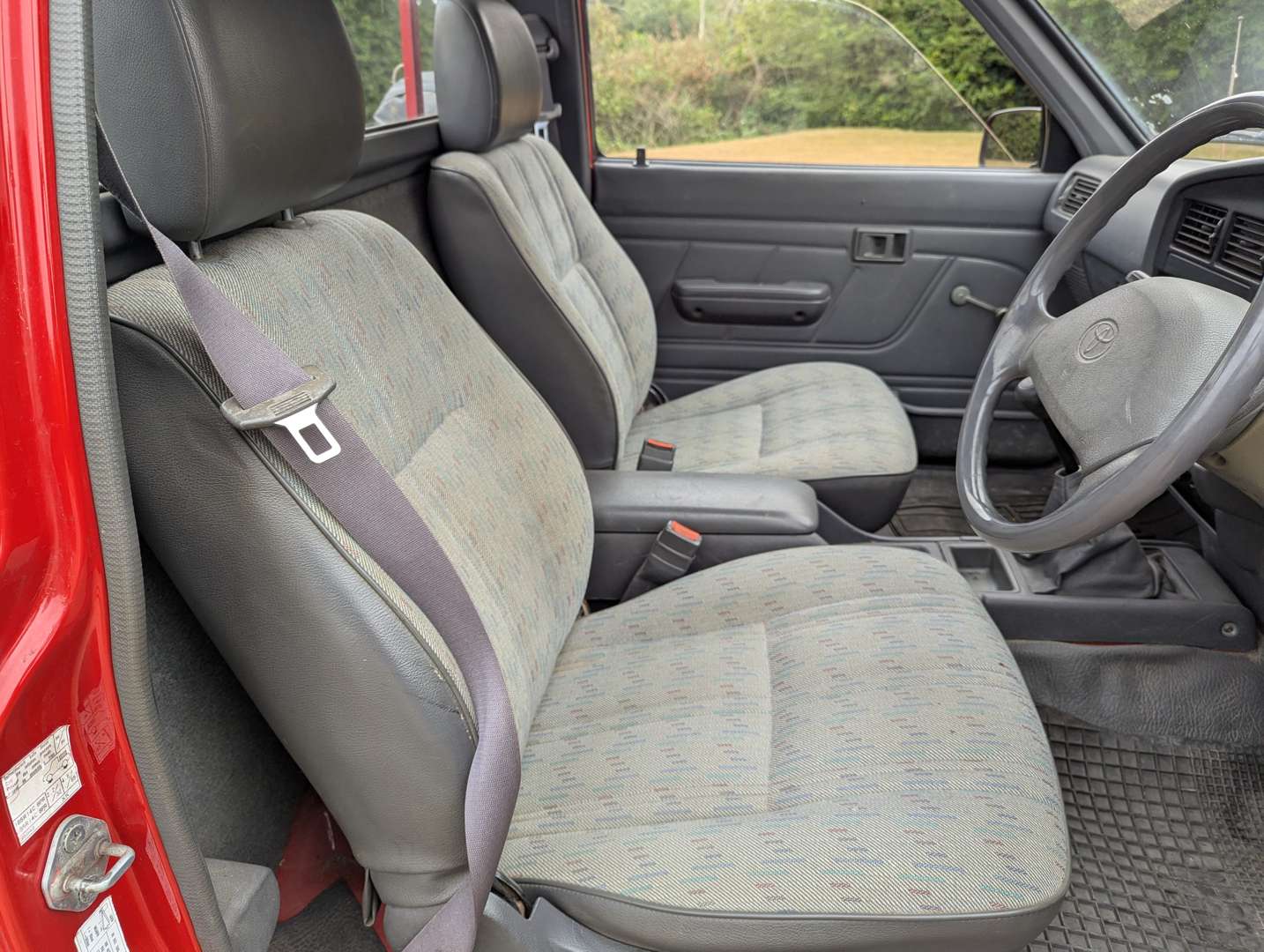 <p>1996 TOYOTA HI-LUX</p>