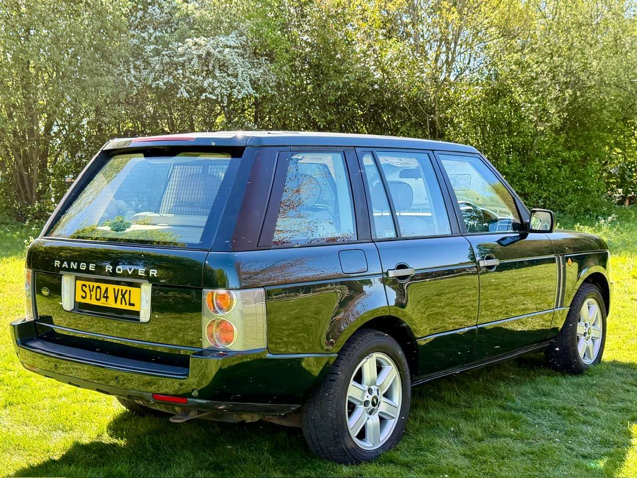 <p>2004 RANGE ROVER HSE V8 AUTO</p>