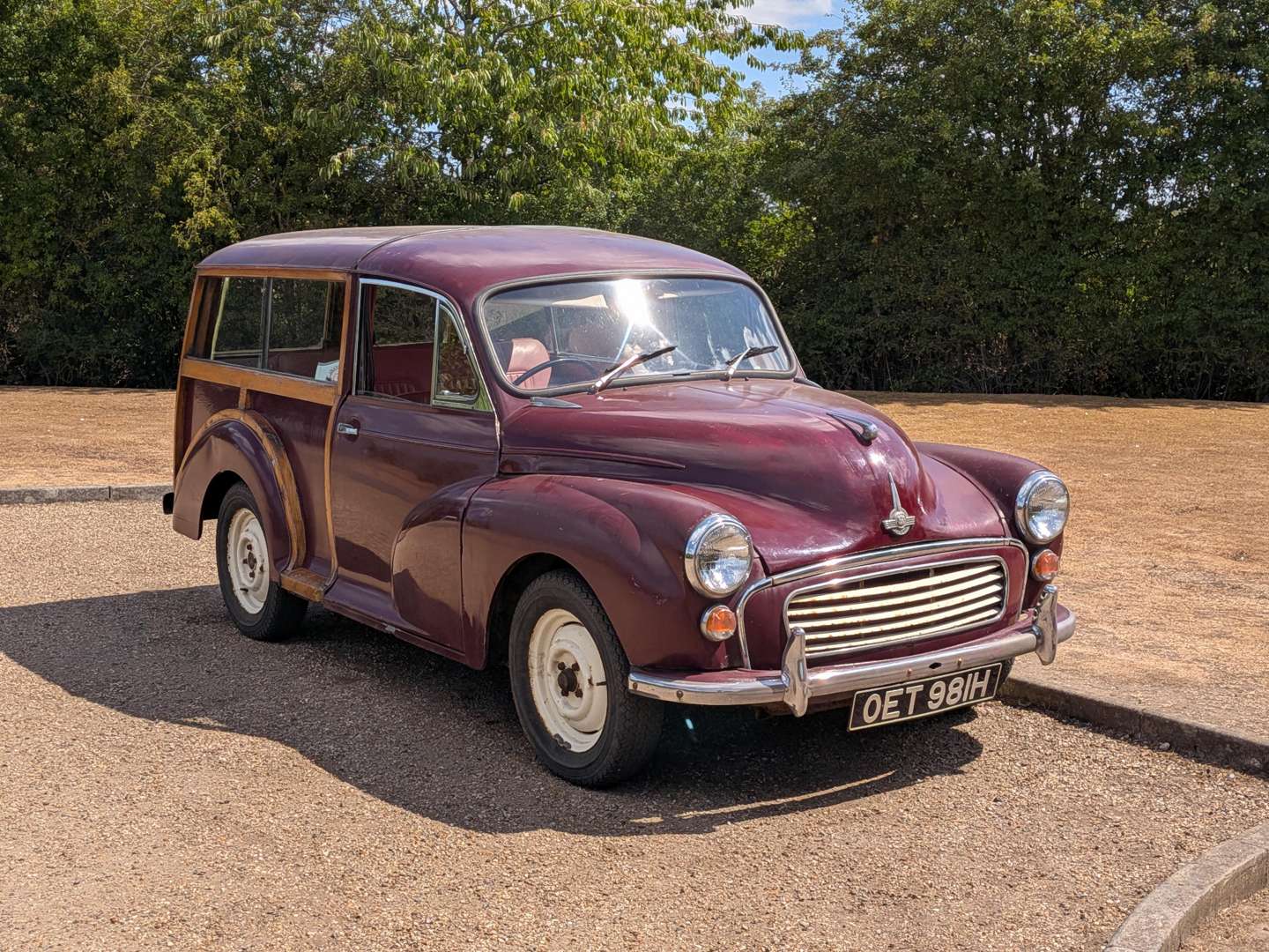 <p>1970 MORRIS MINOR TRAVELLER 1100</p>