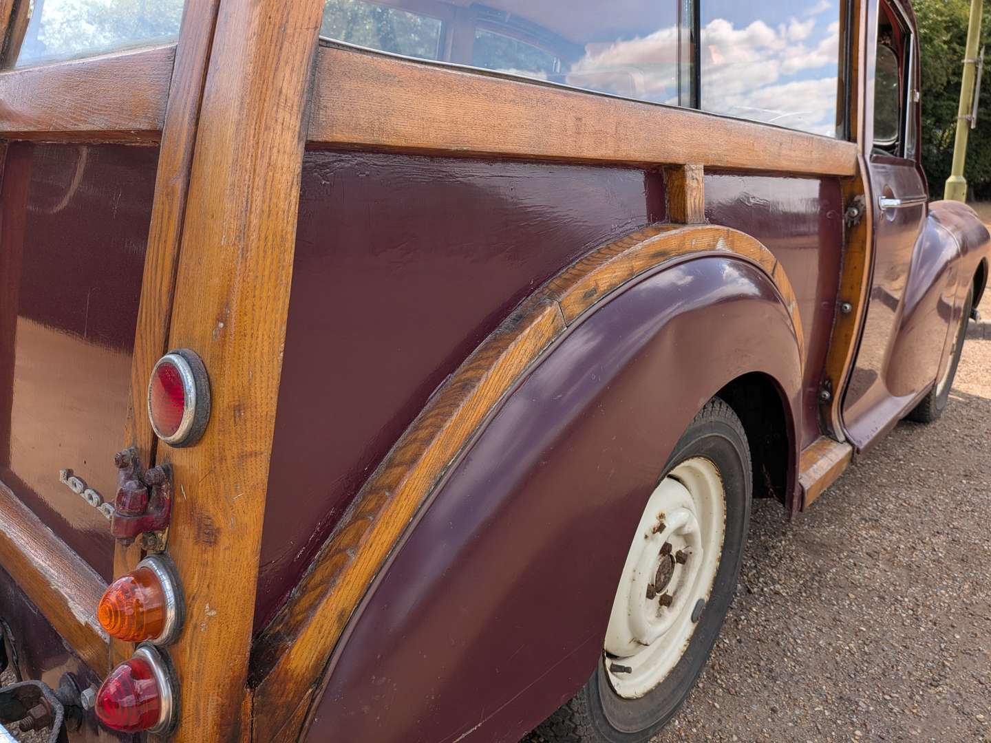 <p>1970 MORRIS MINOR TRAVELLER 1100</p>