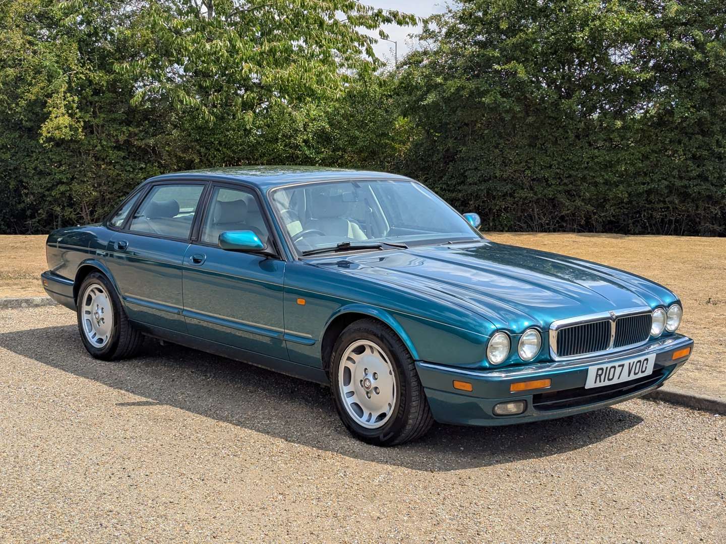 <p>1997 JAGUAR XJ6 SPORT AUTO</p>